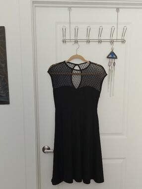 Blooming Jelly Black Sheer Yoke Cap-Sleeve Midi Dress - Women's Evening Dress